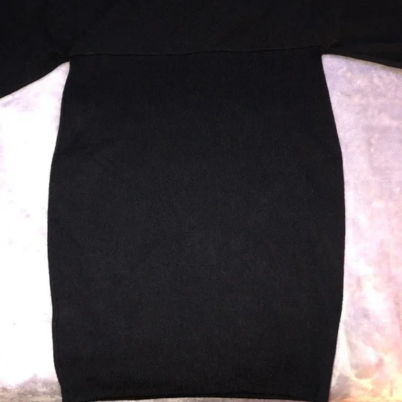 Elegant Black Women's Dress - Picture 9 of 15